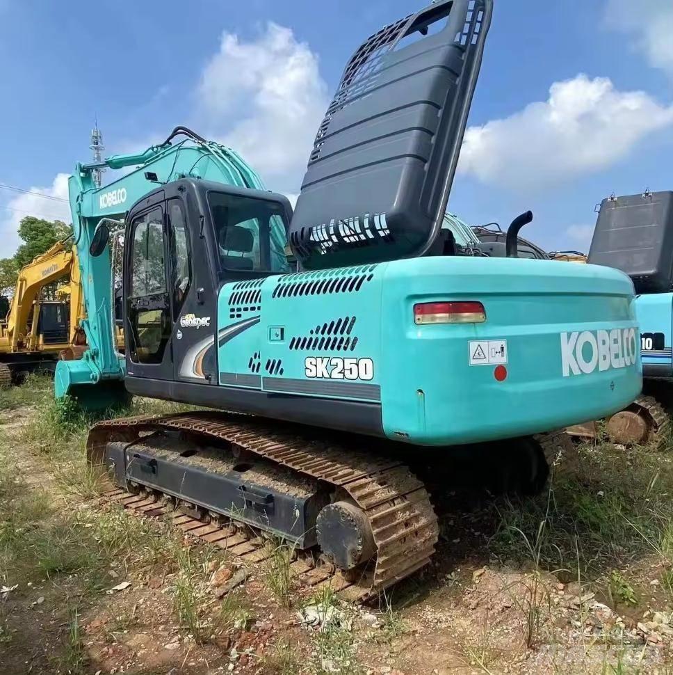 Kobelco SK 250 Crawler excavators