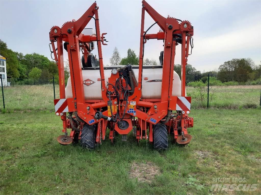 Kuhn Maxima 3RT Sowing machines