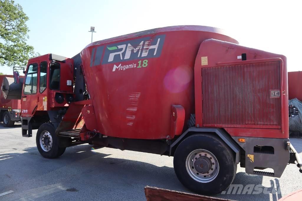 RMH Megamix 18 Feed mixer