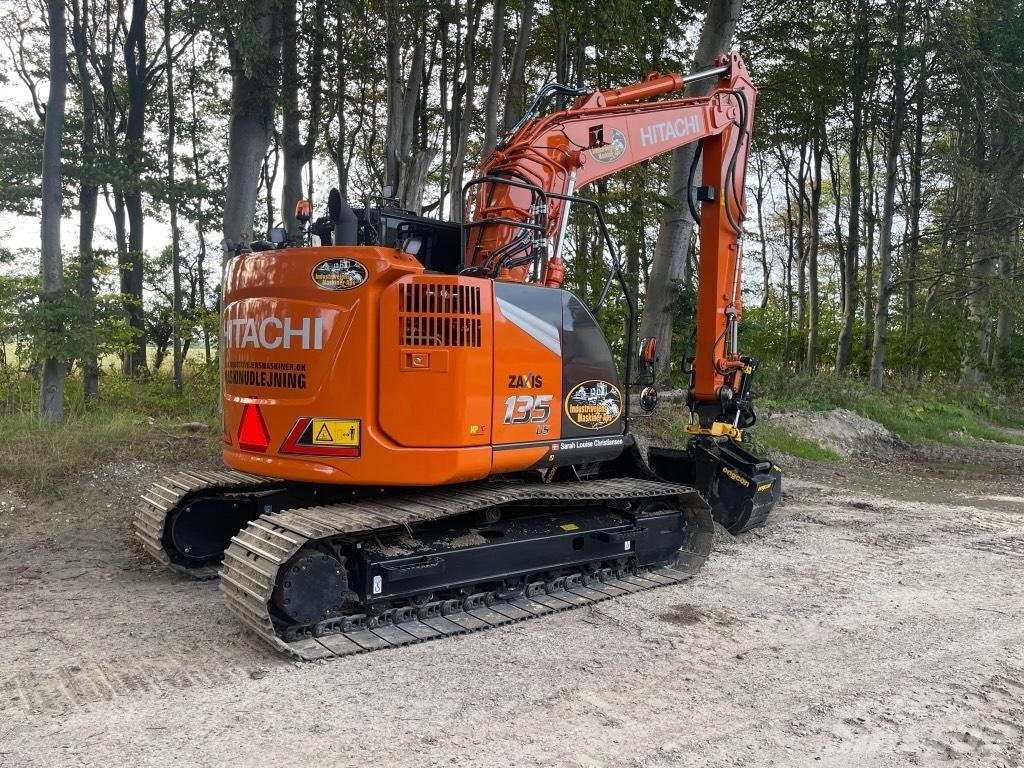Hitachi ZX 135 US-7 Crawler excavators