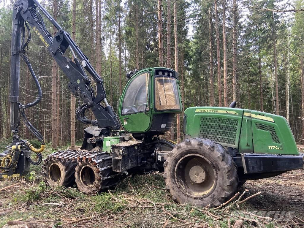 John Deere 1170 E Harvesters