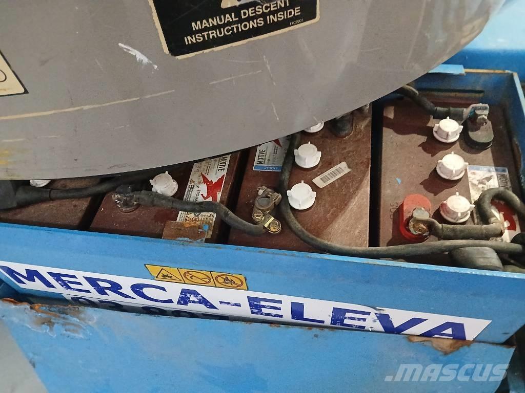 JLG E 300 AJP Articulated boom lifts