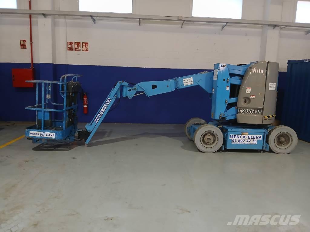 JLG E 300 AJP Articulated boom lifts