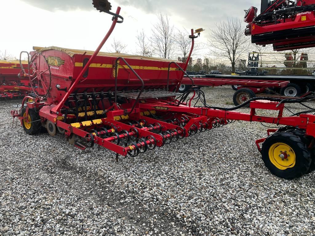 Väderstad Rapid400C Combination drills