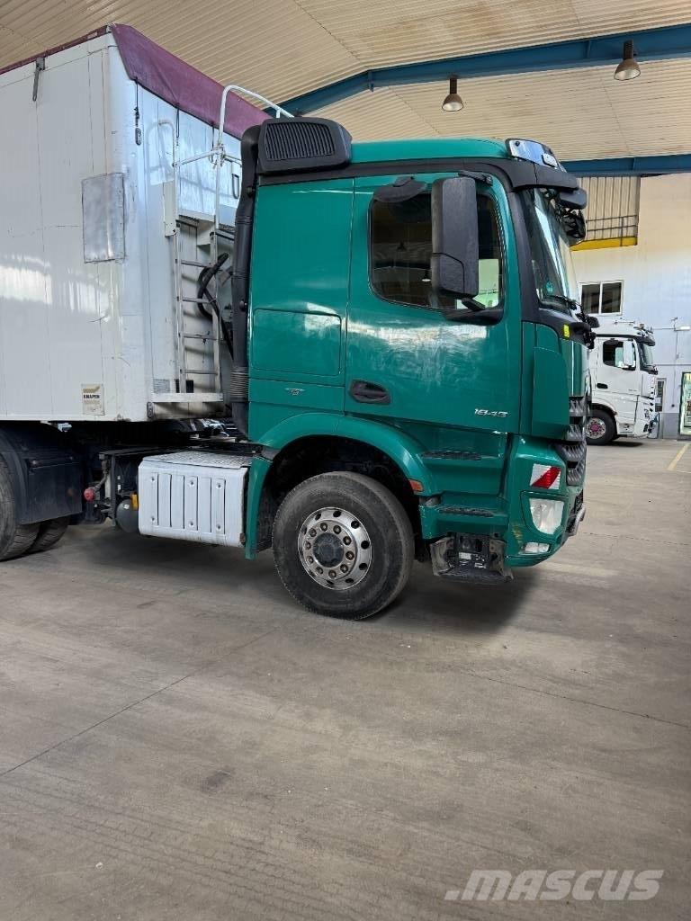 Mercedes-Benz 1845 Prime Movers