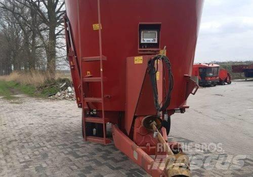 RMH Mixell 24 Feed mixer
