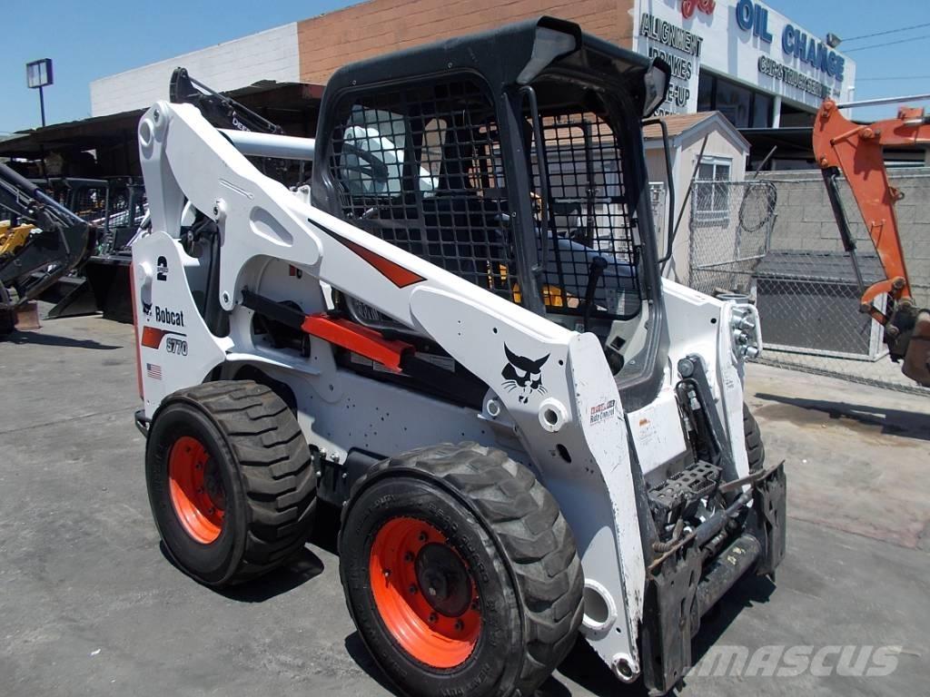 Bobcat S770 Skid steer loaders