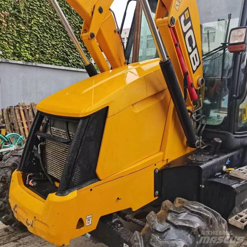 JCB 3 CX Backhoe