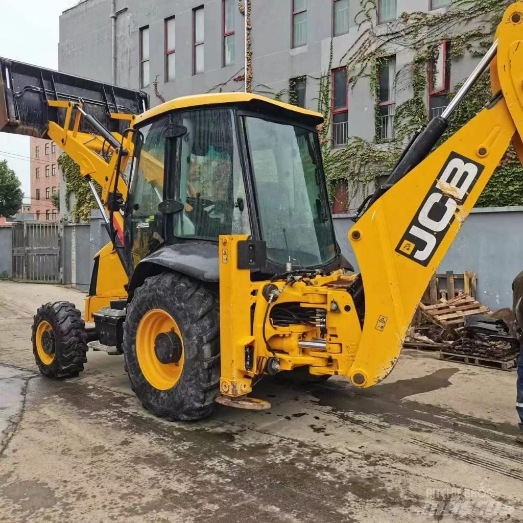 JCB 3 CX Backhoe