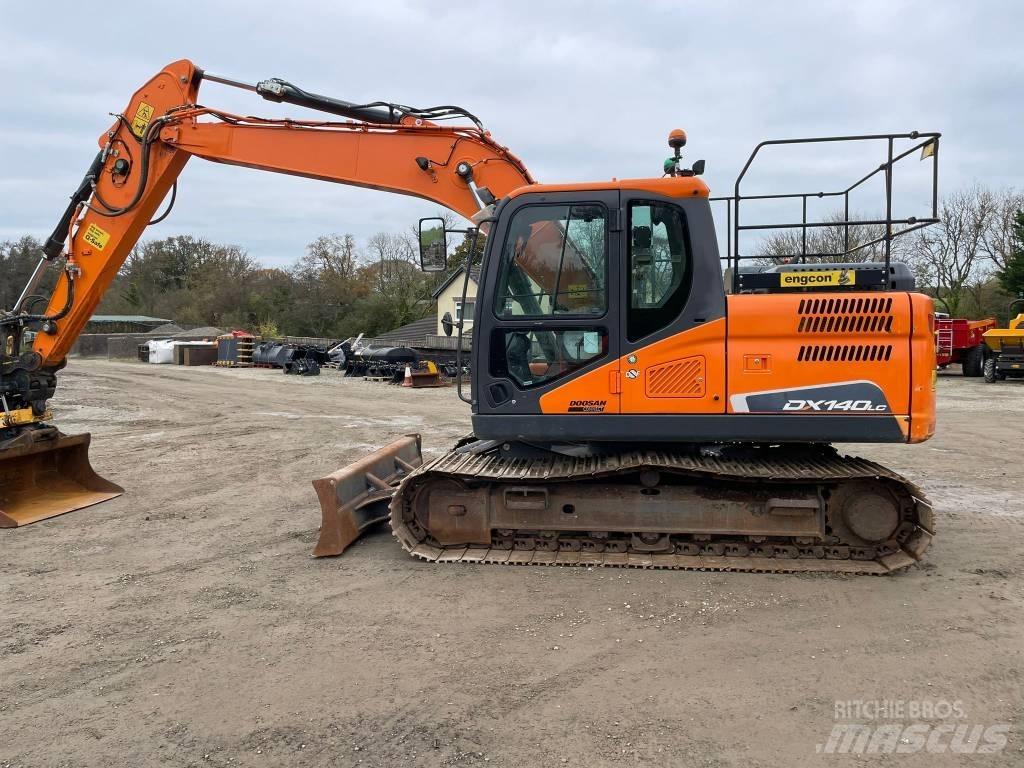 Doosan DX140LC-5 Crawler excavators