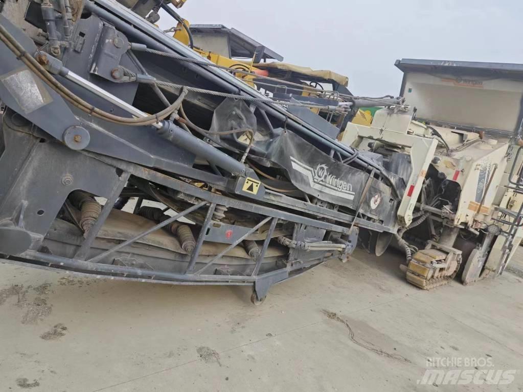 Wirtgen W2000 Asphalt cold milling machines