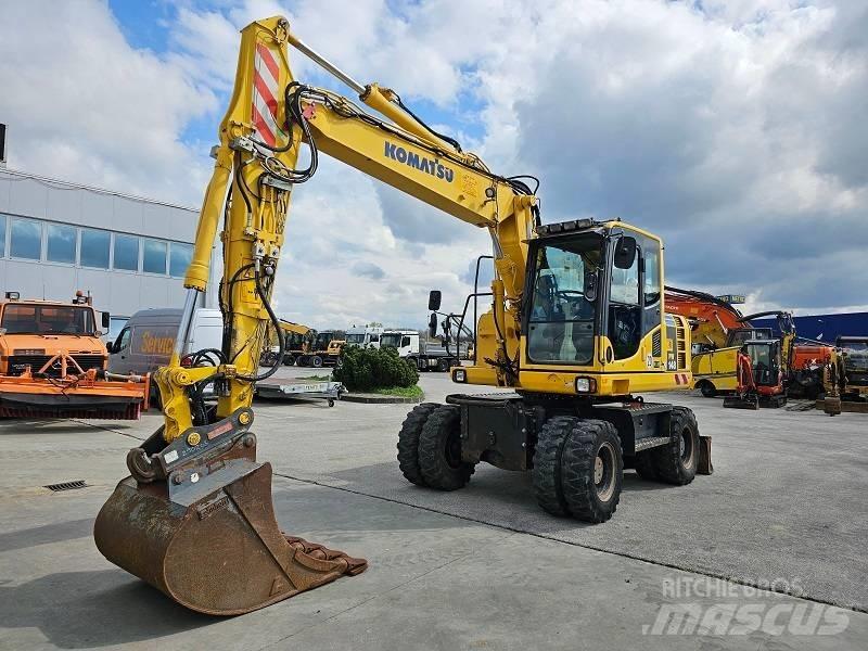 Komatsu PW 148-8 Wheeled excavators
