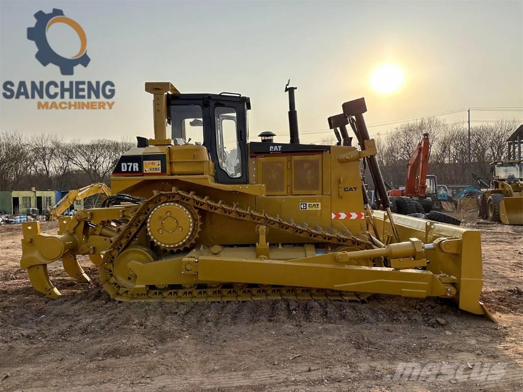 CAT D7R Crawler dozers