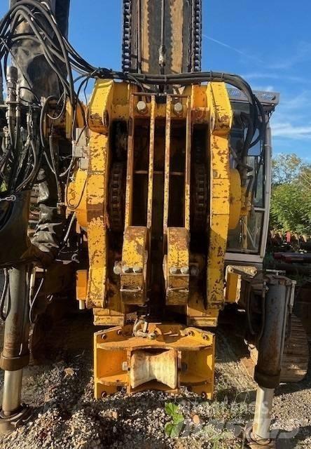 Bauer MBF 10 Drilling rigs