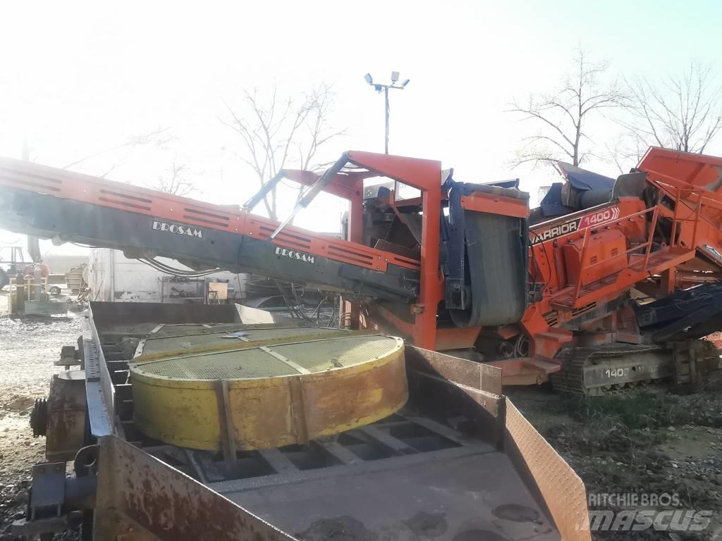 Warrior 1400 Mobile screeners