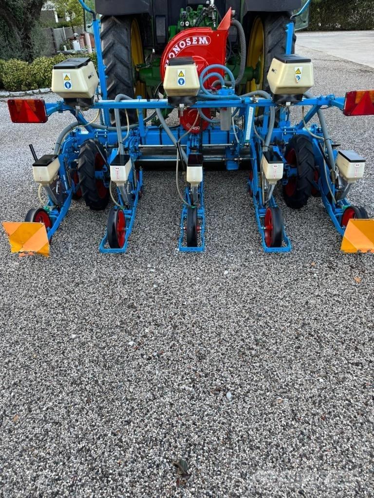Monosem 5 file Sowing machines