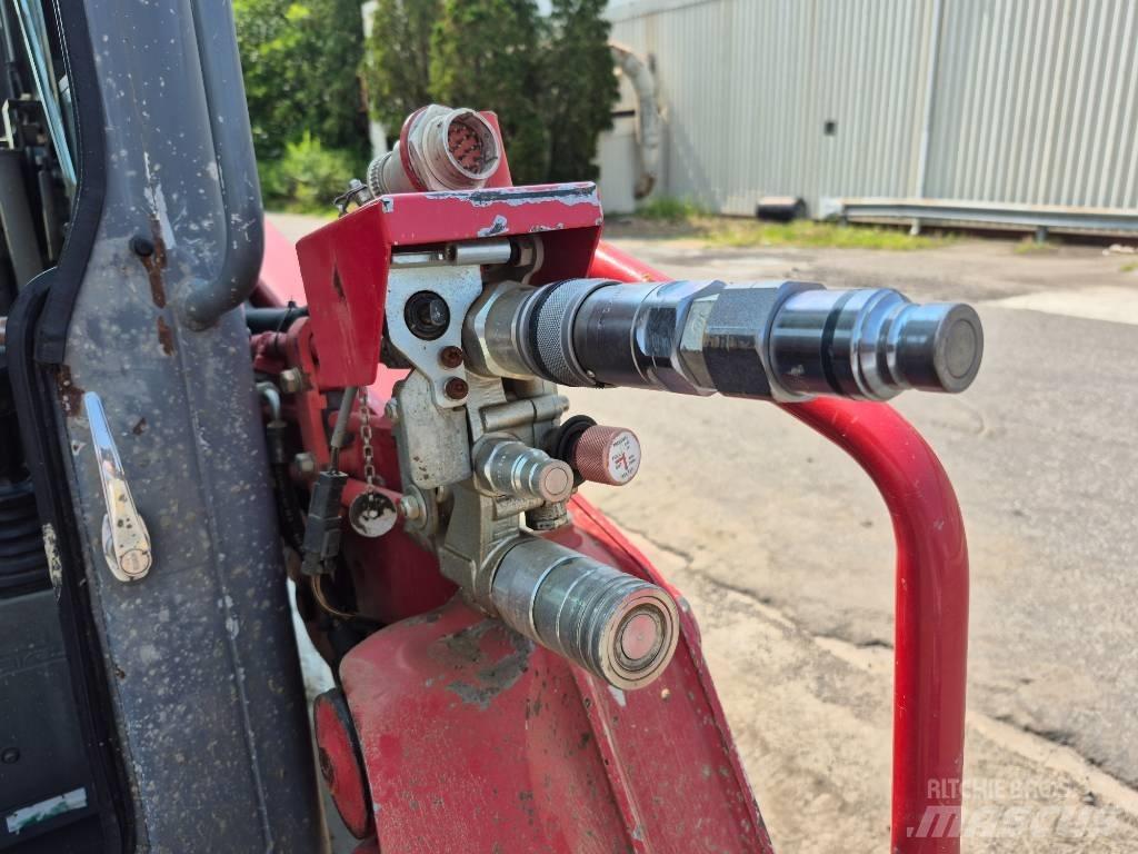 Takeuchi TL 8 Skid steer loaders
