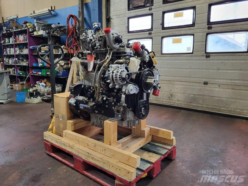 Perkins 1204E-E44TA Engines