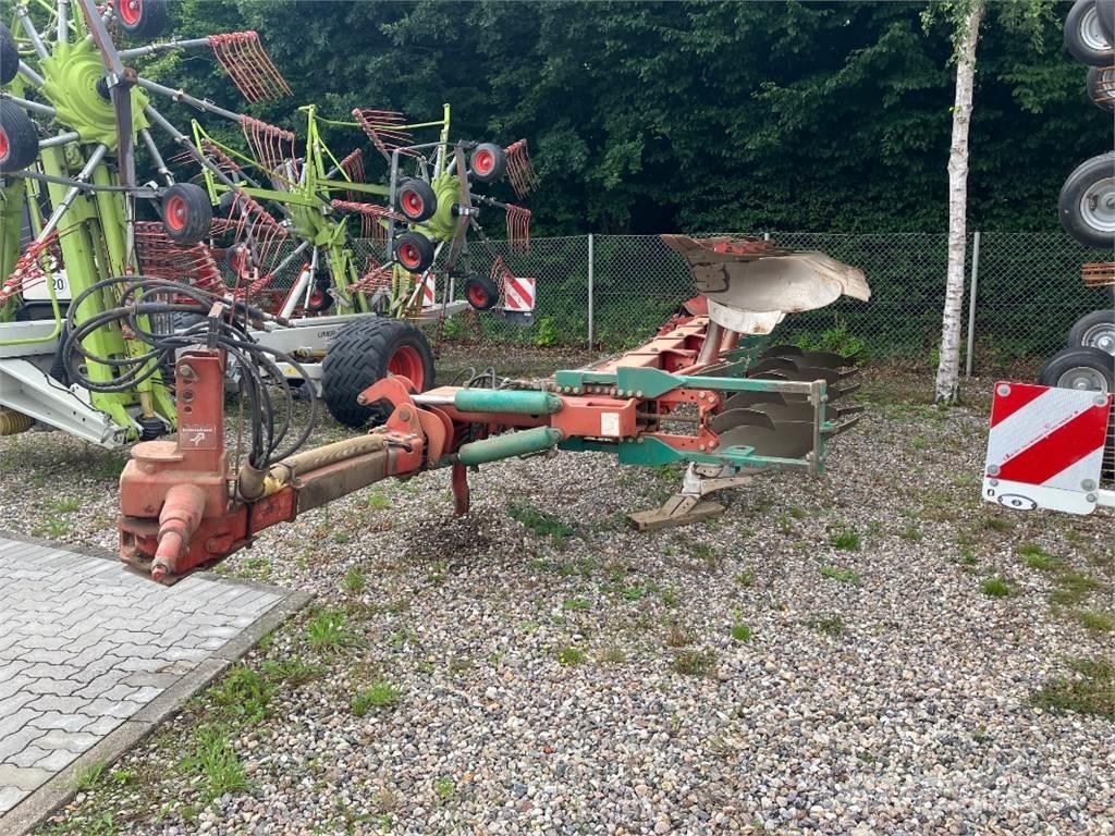 Kverneland PB100 Plows