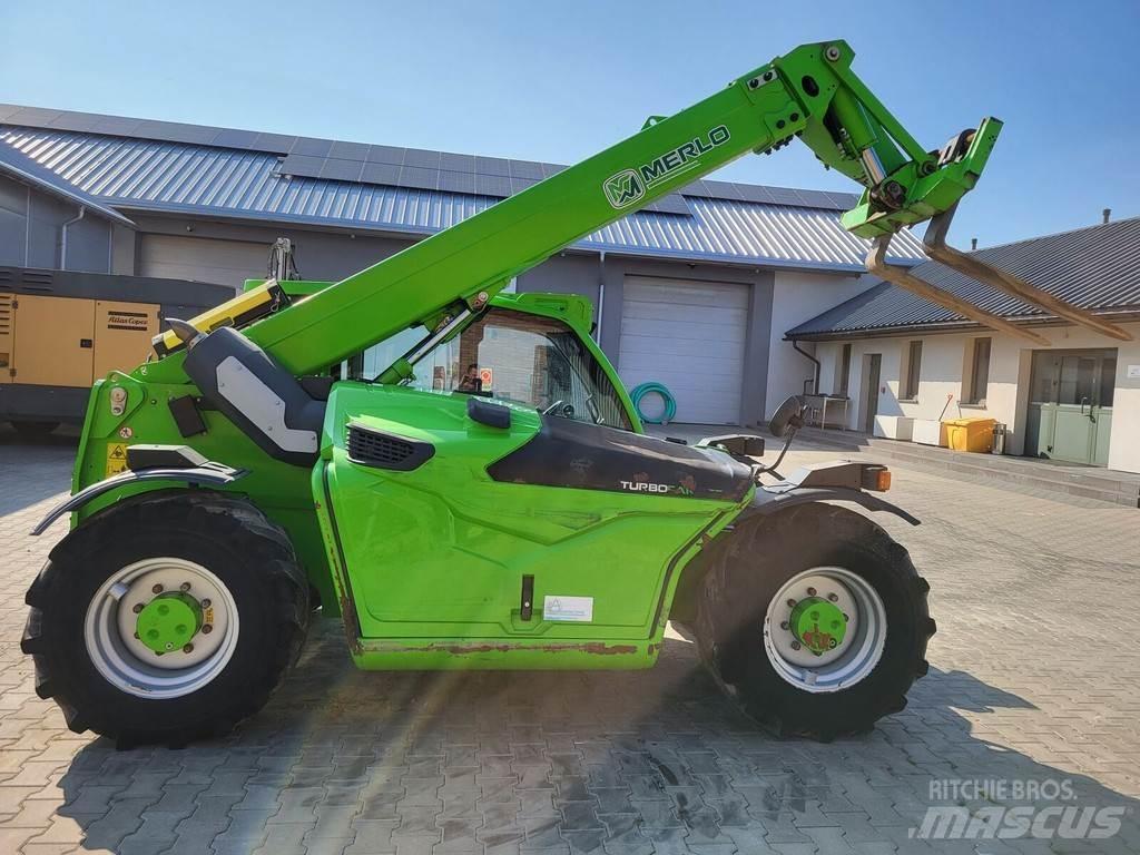 Merlo TF33.7 Multi-purpose loaders