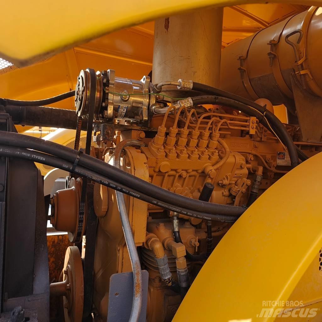XCMG XS223J Single drum rollers