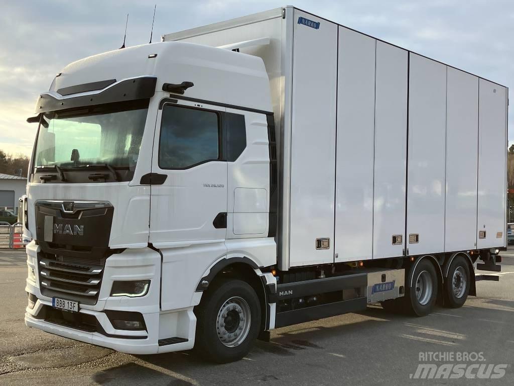 MAN TGX 26.520 Box trucks