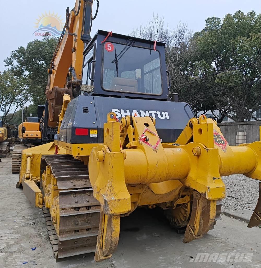Shantui SD23 Crawler dozers