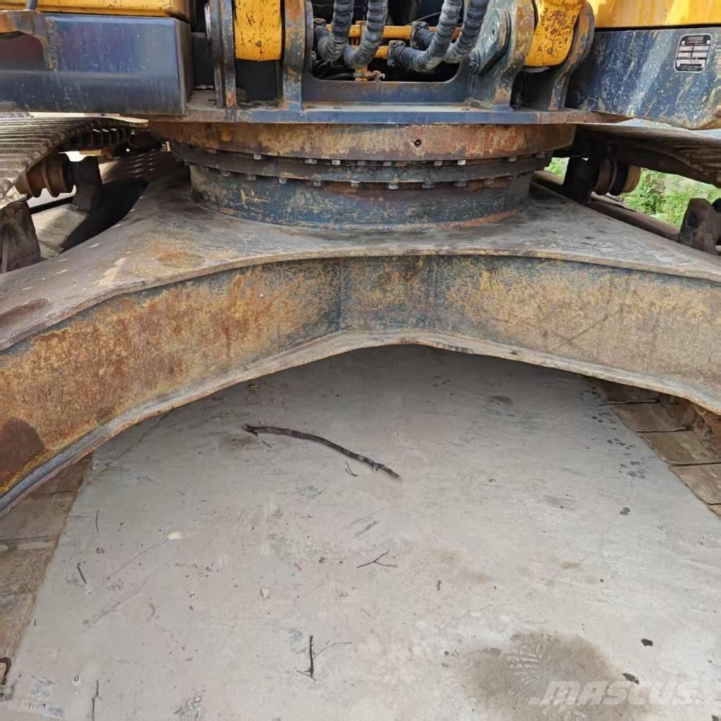 Hyundai R300LC Crawler excavators