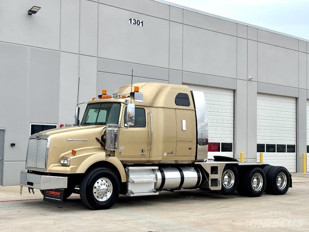 Western Star 4900 Prime Movers