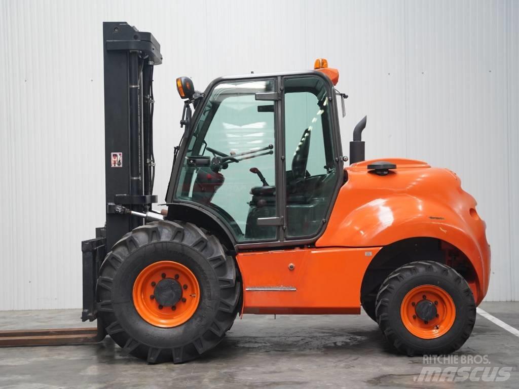 Ausa C 500 H X4 Rough terrain truck