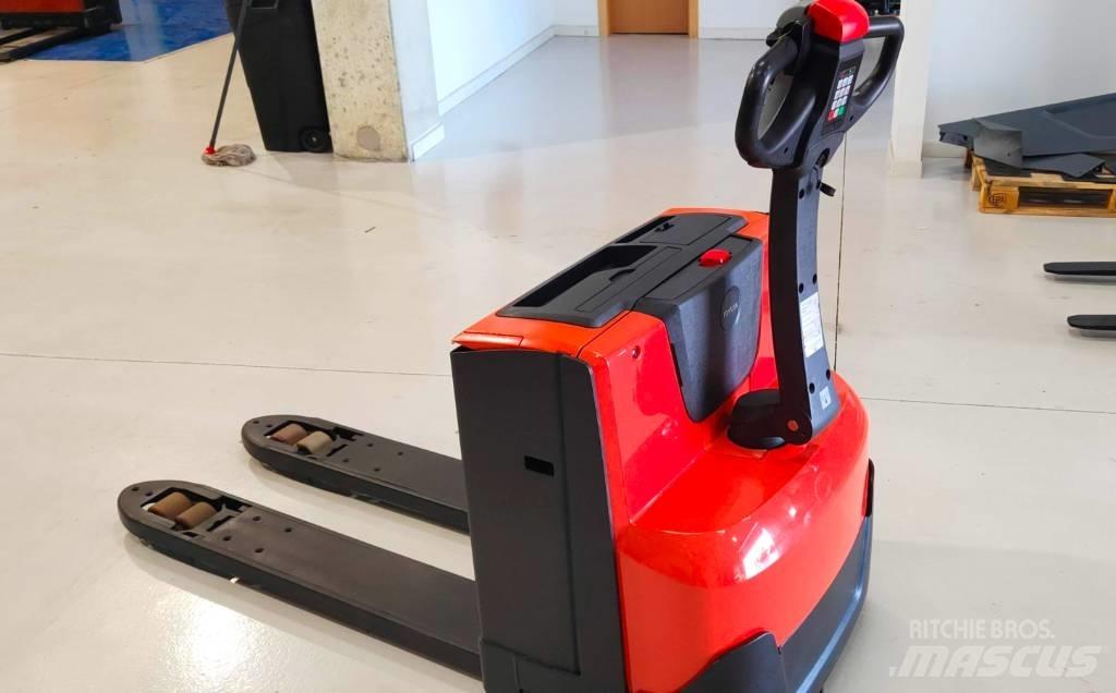 BT LWE 180 Low lifter
