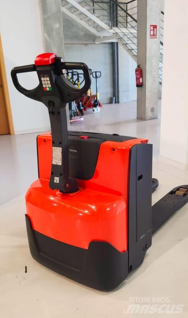 BT LWE 180 Low lifter