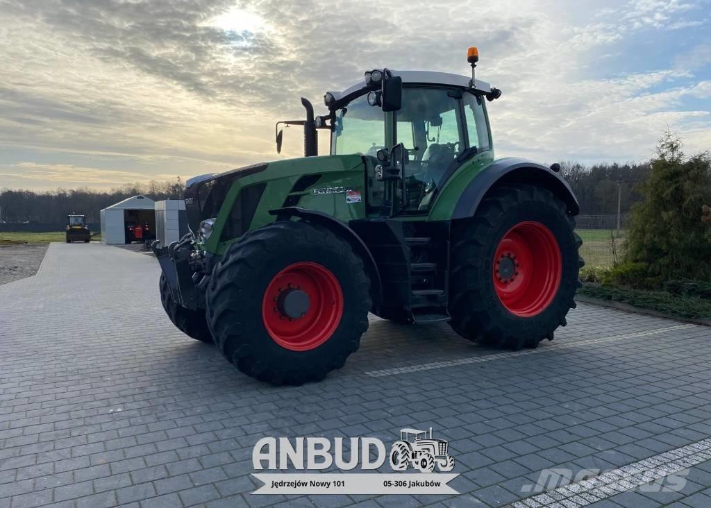 Fendt 826 Vario Tractors