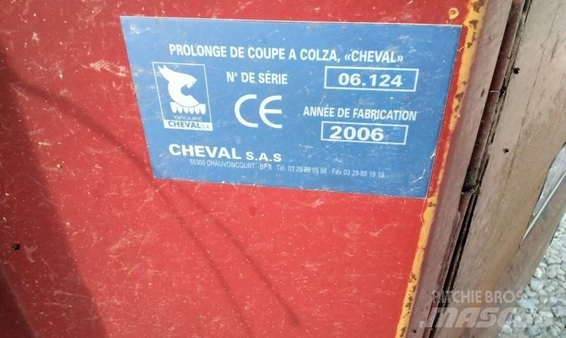 Cheval 6.7M Combine harvester accessories
