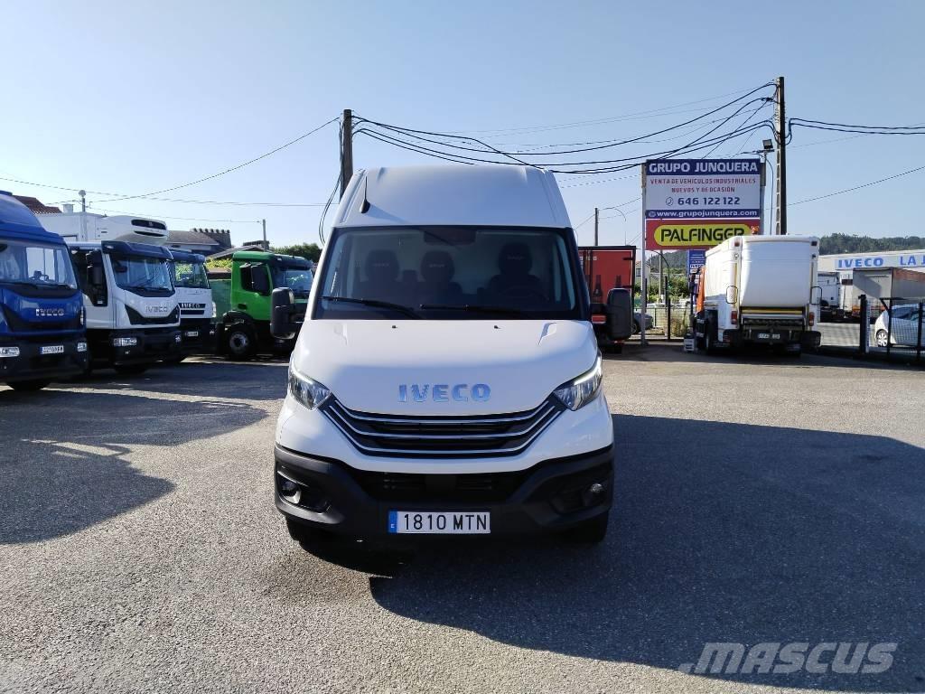 Iveco Daily 35 S12 Box body
