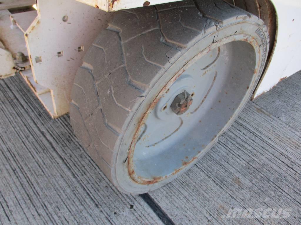 Genie GS 2046 Scissor lifts