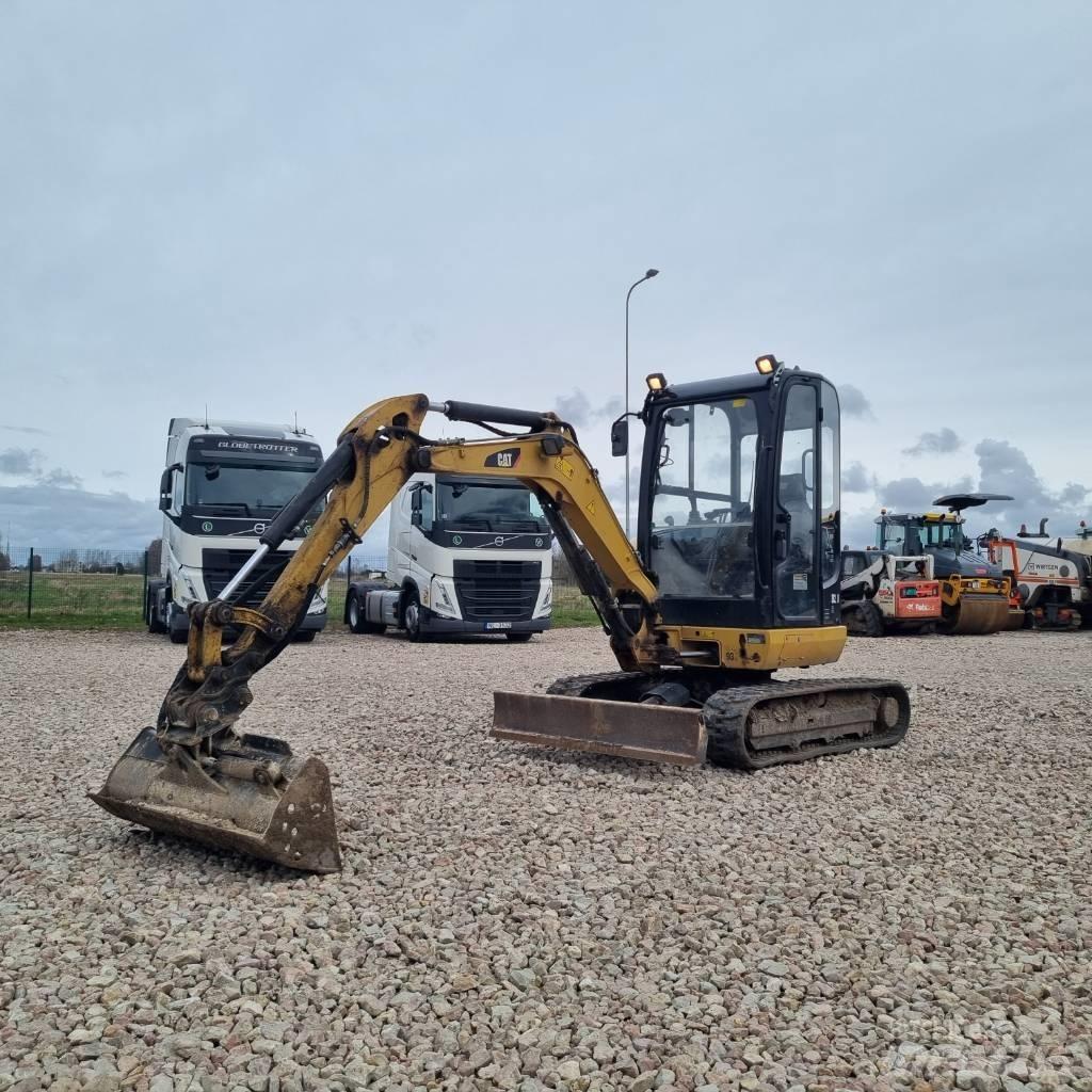 CAT 302.7 D CR Mini excavators < 7t (Mini diggers)