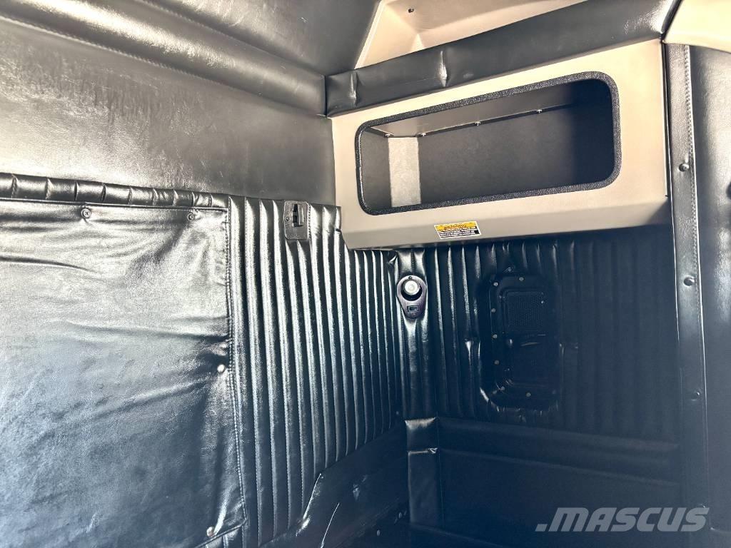 Kenworth T 800 Prime Movers