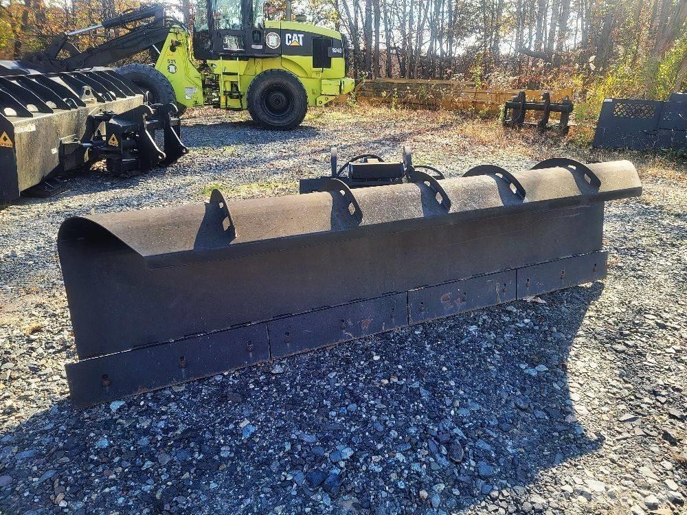 Balderson 11 FT IT28 Front loader accessories