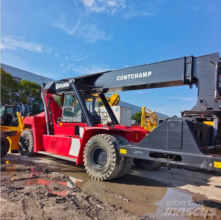 Kalmar DRT 450 Reach stackers