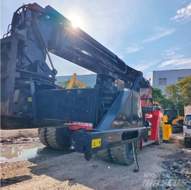 Kalmar DRT 450 Reach stackers