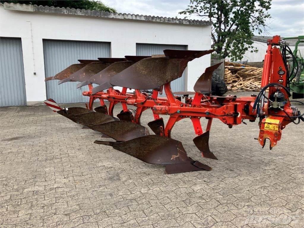 Kuhn Varimaster Ploughs