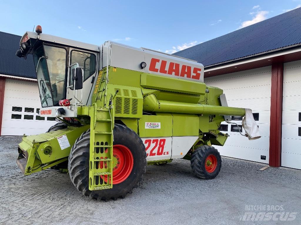 CLAAS Commandor 228 Combine harvesters
