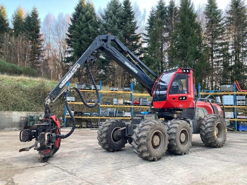 Komatsu 951 Harvesters