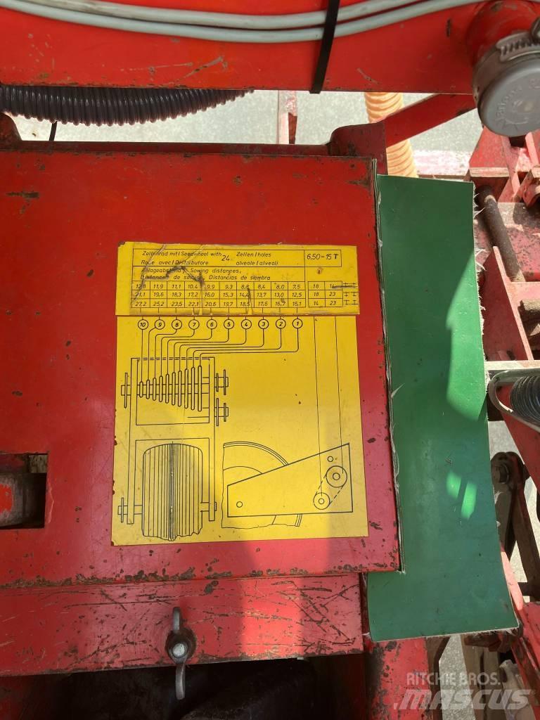 Becker Aeromat T 6 Sowing machines