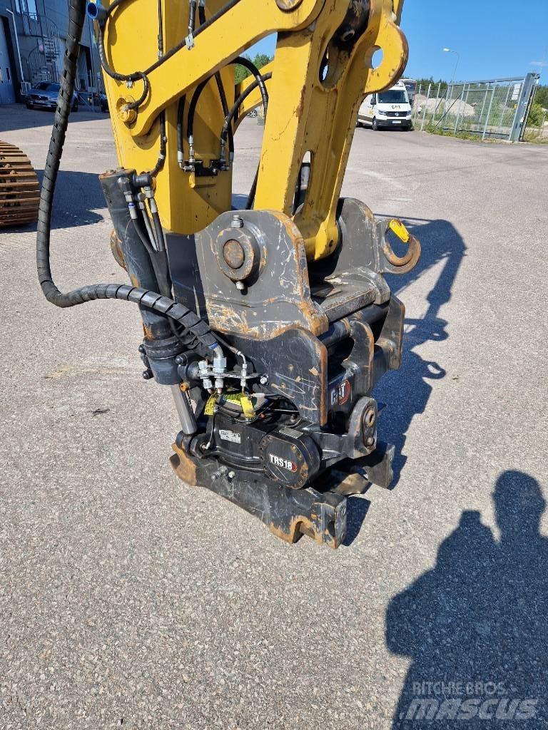 CAT 325 Crawler excavators