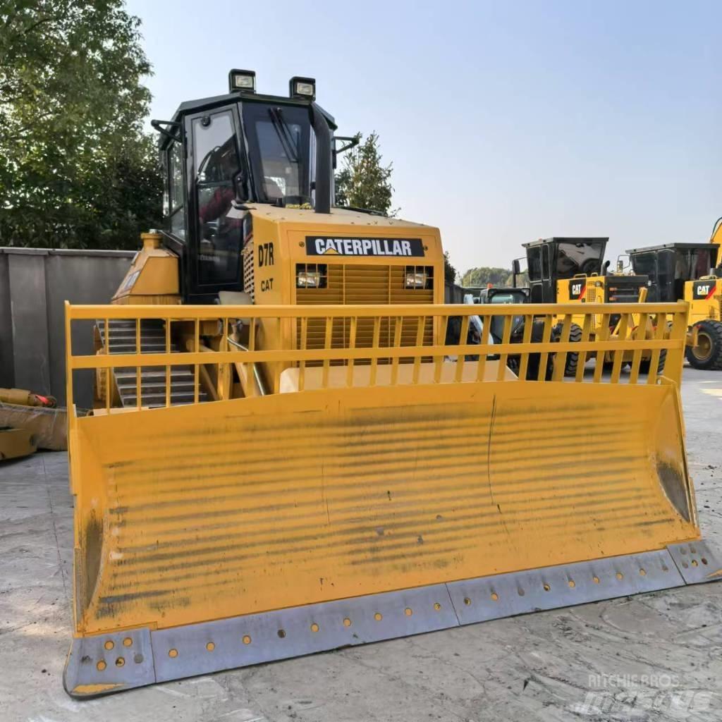 CAT D 7 R Graders