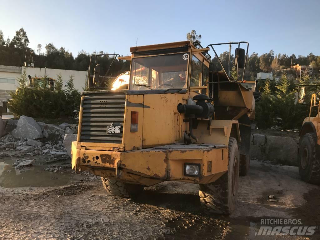 Volvo A 30 C Articulated Haulers