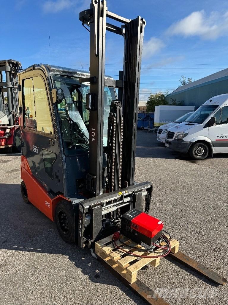 Toyota 8FBMKT30 Electric forklift trucks