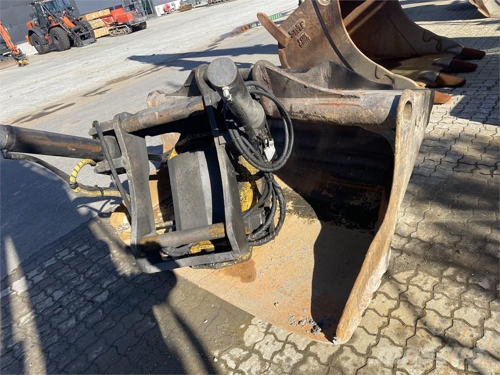 Komatsu PC 240 LC-8 Crawler excavators